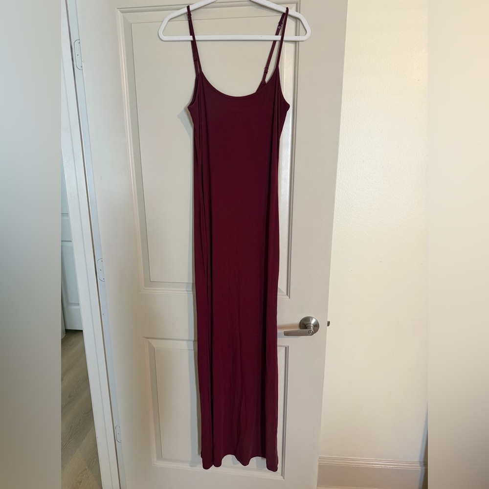 Skims LONG SLIP DRESS Maroon - Picture 3 of 5